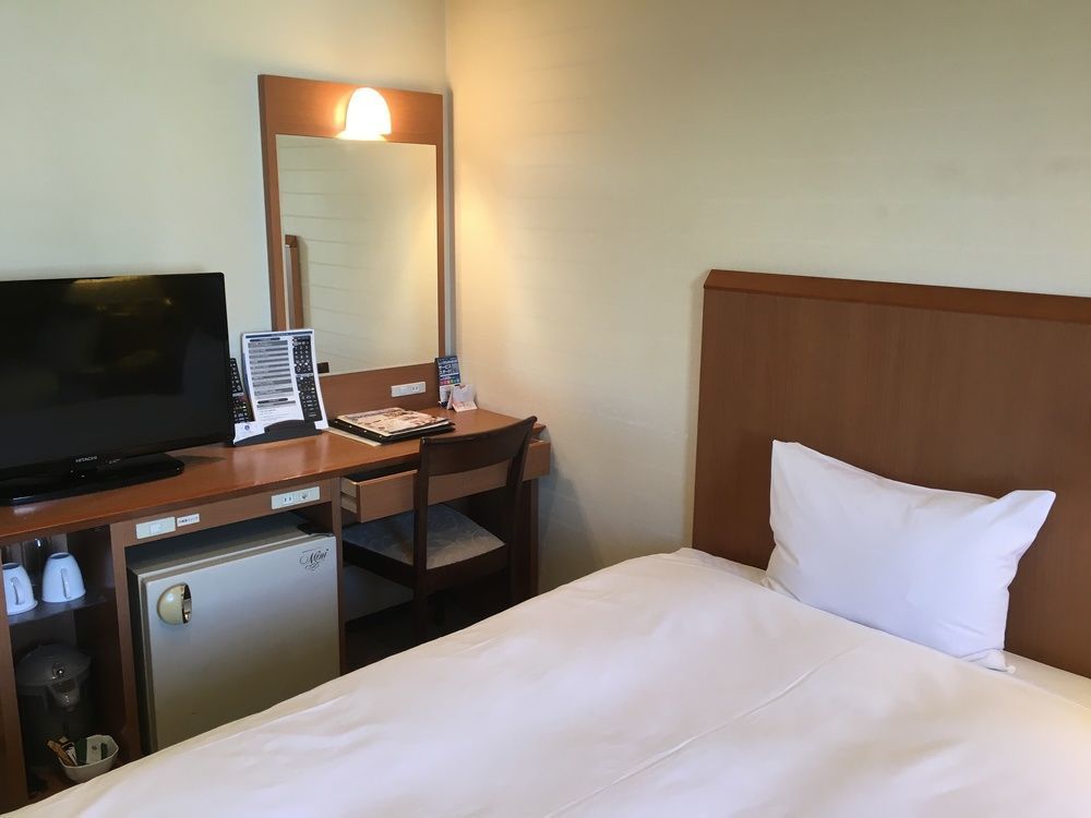 Hotel Yokohama Camelot Japan Extérieur photo