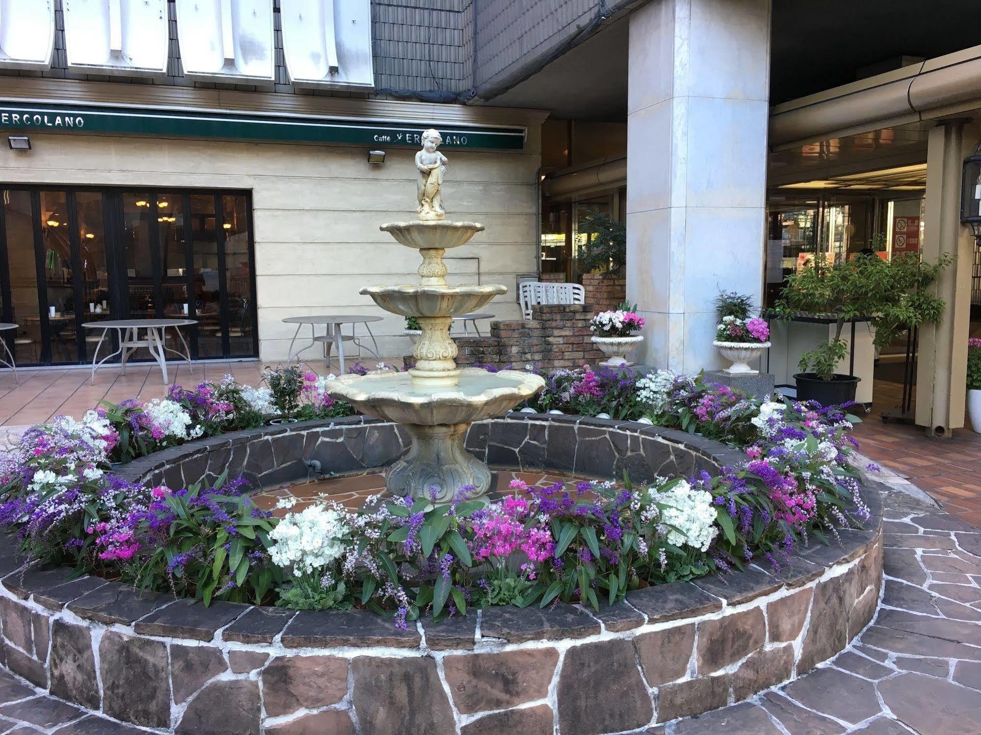 Hotel Yokohama Camelot Japan Extérieur photo