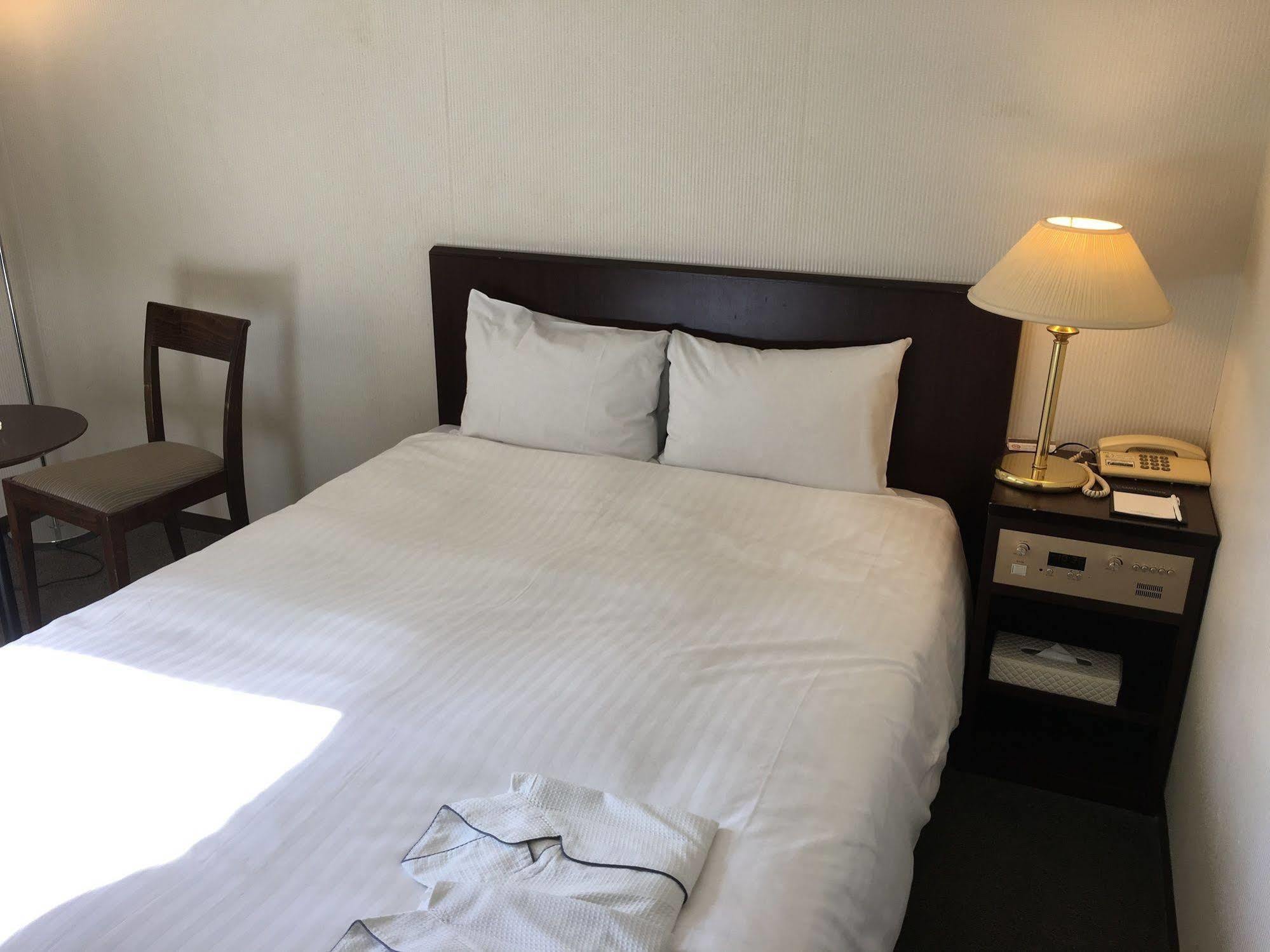 Hotel Yokohama Camelot Japan Extérieur photo